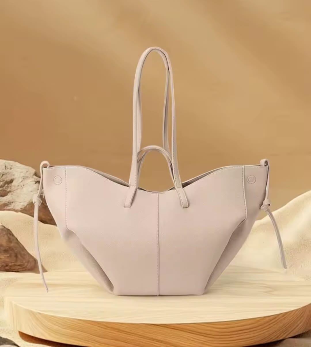 Retro Tote Bag for Women French Niche Design Handbag