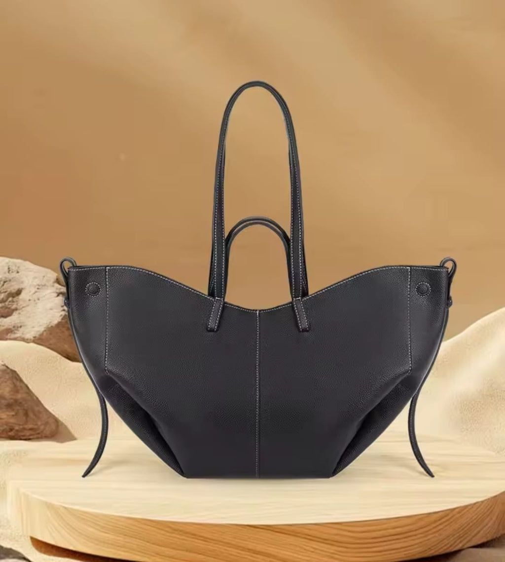 Retro Tote Bag for Women French Niche Design Handbag