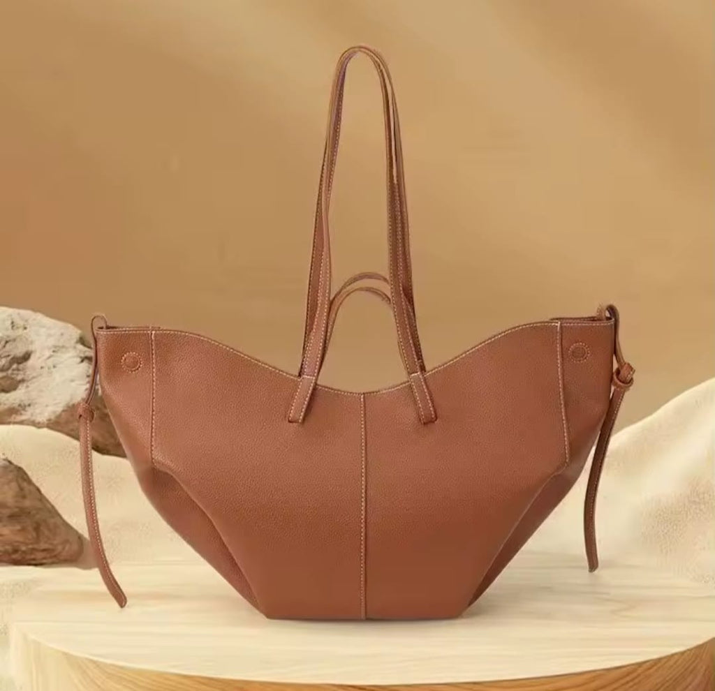 Retro Tote Bag for Women French Niche Design Handbag