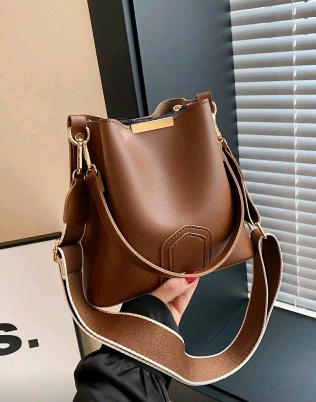 Retro Classic Bucket Bag